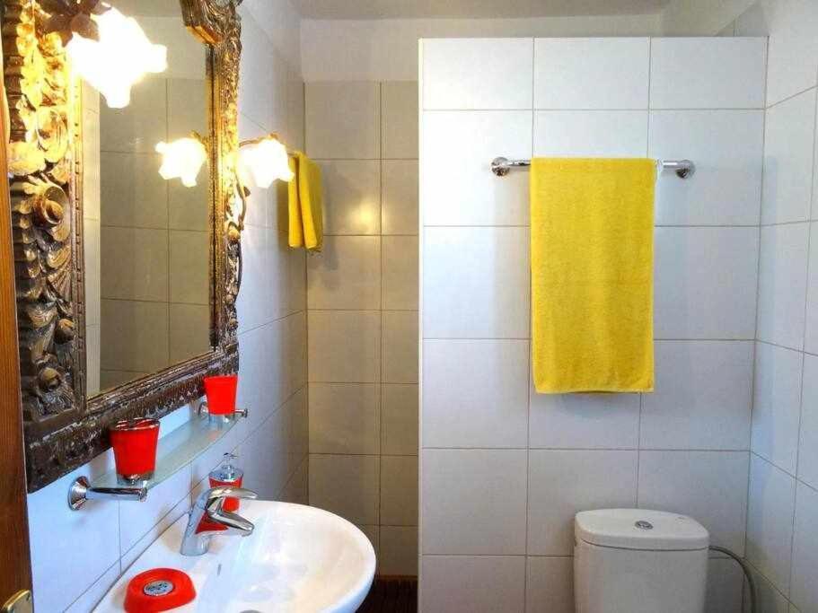 Casa Descanso Con Jacuzzi En Hébergement de vacances *
